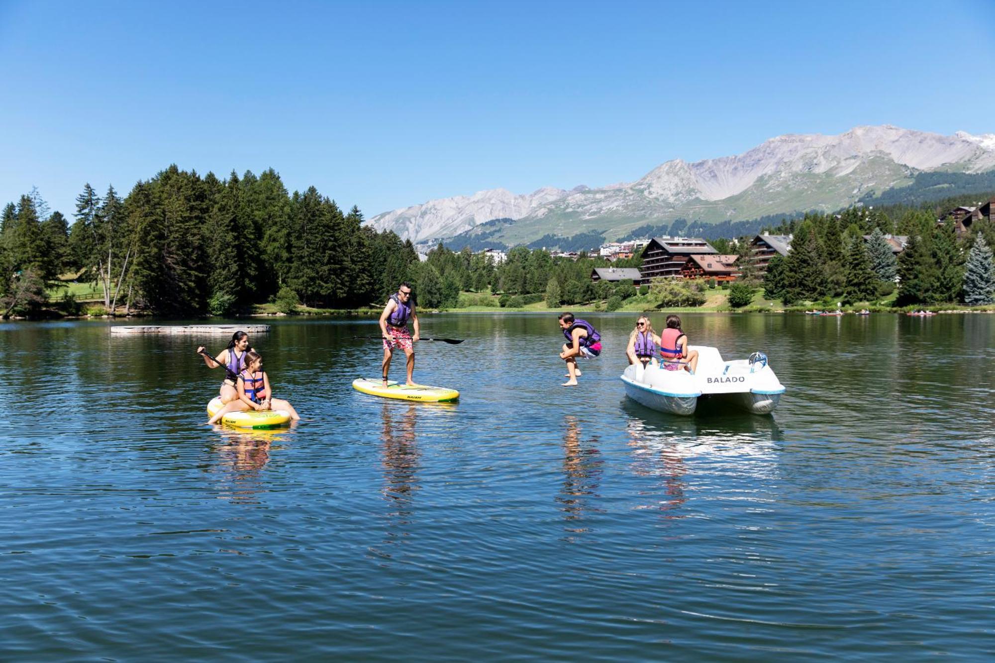 Crans Montana Suites Exterior photo